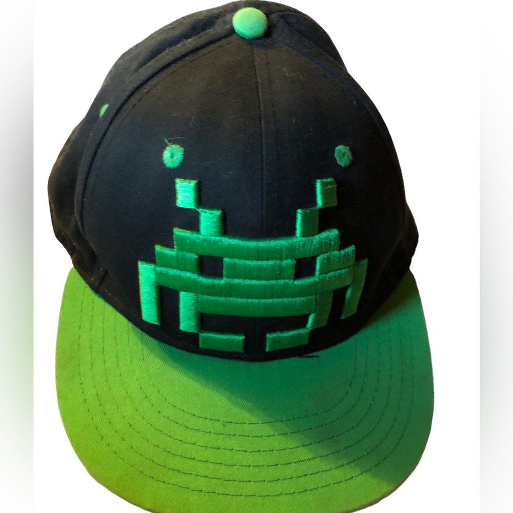 Space Invaders Snap back cap